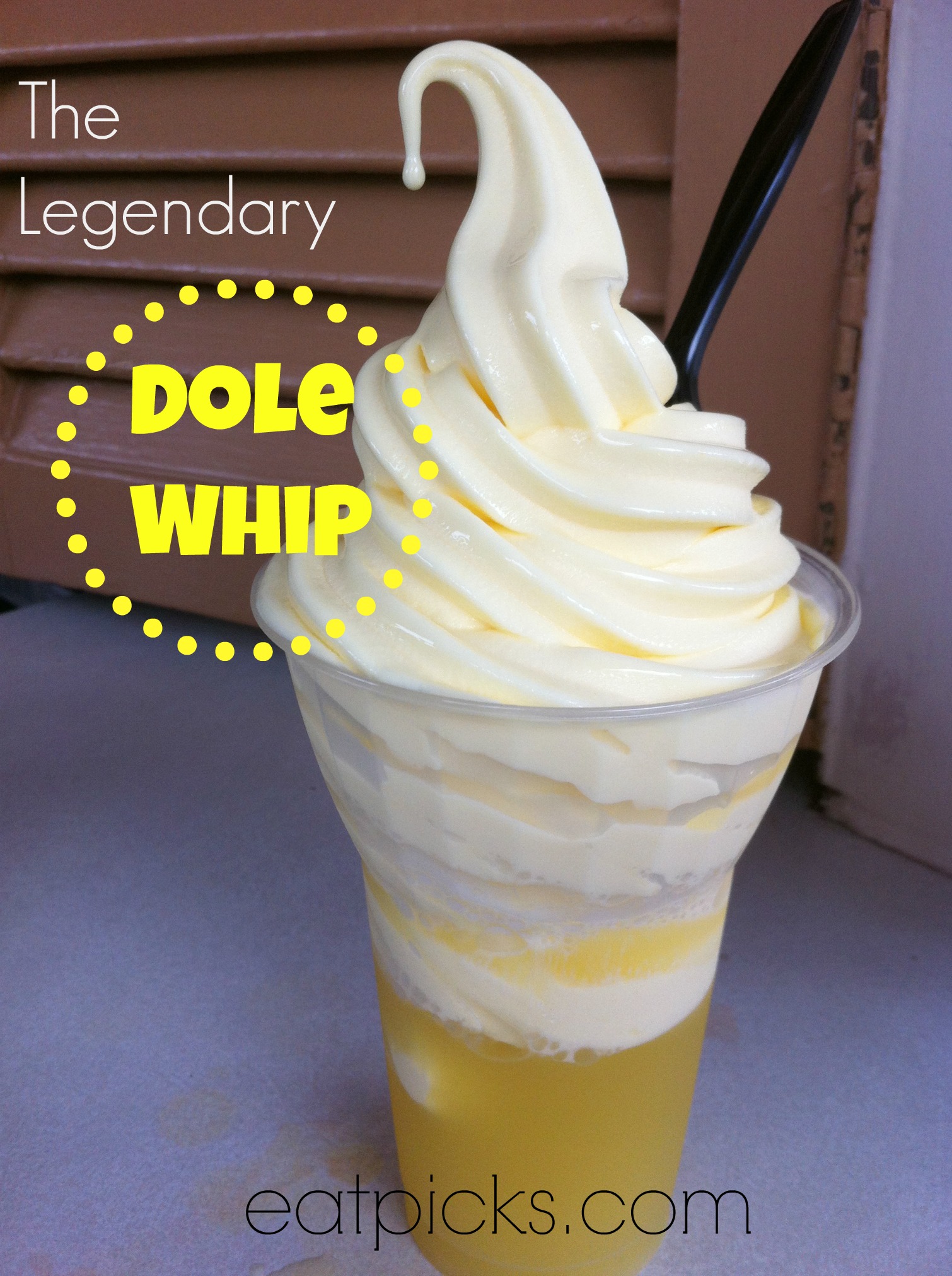 The Legendary Dole Whip : Disney Social Media Moms | Eat Picks