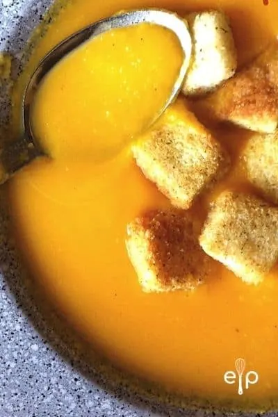low fat butternut squash soup with croutons