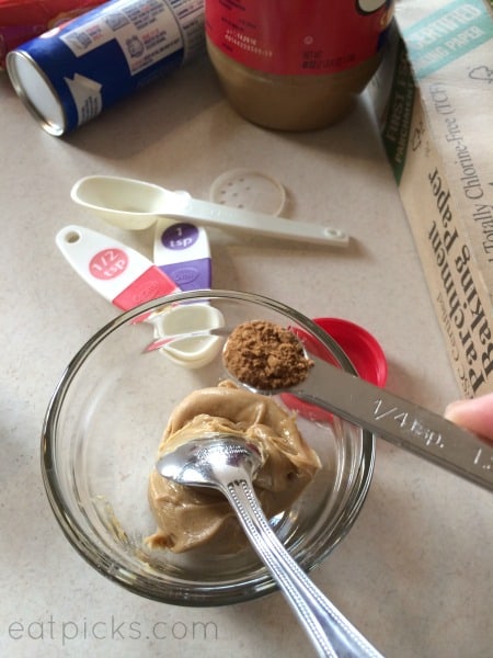 Pumpkin Pie Spice in measuring spoon
