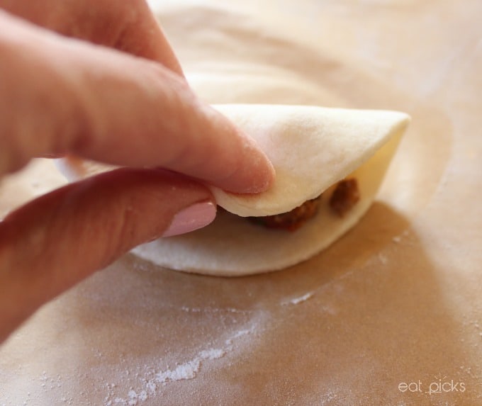 empanada dough fold