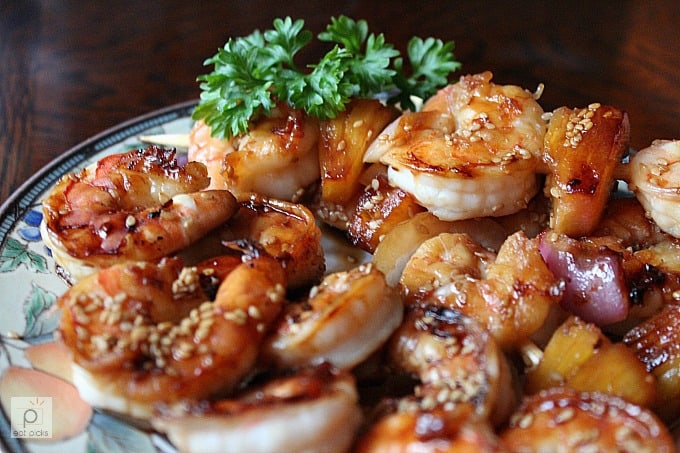 shrimp teriyaki uses large shrimp, teriyaki sauce, onion & Pineapple to create a delicious dinner or appetizer!