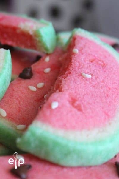 Watermelon slice and bake sugar cookies