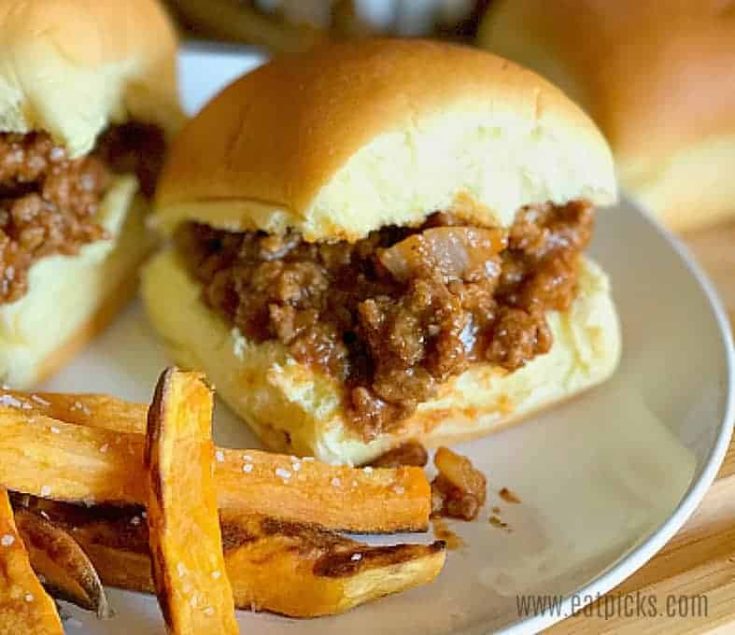 Best Homemade Sloppy Joe Recipe is full of juicy Moyer Beef Ground Beef and sauce that will have Back to School dinners ready in under 30 minutes.