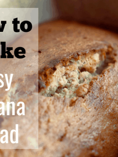 How to make easy banana bread. great recipe for quick bread that is full of flavor and can be enjoyed for breakfast or snack. #easyrecipe #bananabread #baking