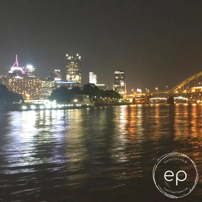 Pittsburgh city at night 