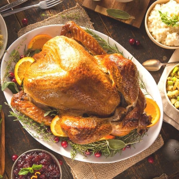 Roasted turkey on table 