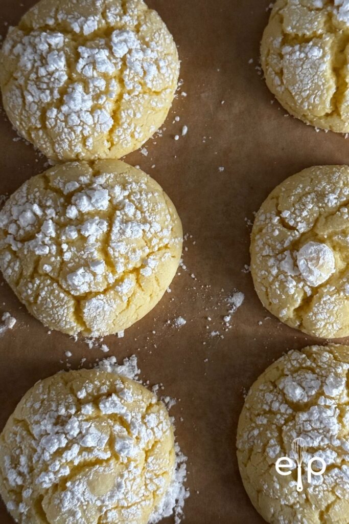 Chewy soft lemon cookies
