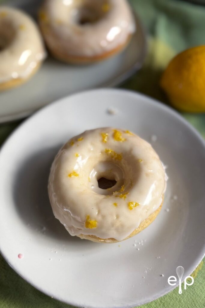 baked lemon donut